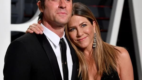 Край! Дженифър Анистън се развежда