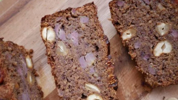 Сочен бананов кекс с кашу без брашно и захар