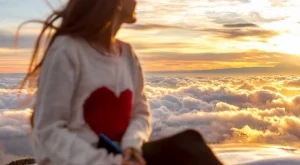 Спри да живееш с широко затворени очи! 