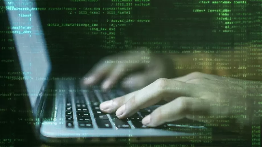 Тревога в САЩ  - не е спряна кибератаката на мрежите на федералното правителство