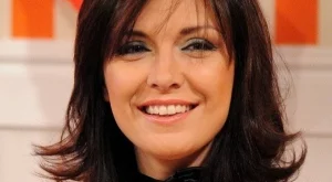 Калканджиева към Мис България 2017: Коригирай си нослето!