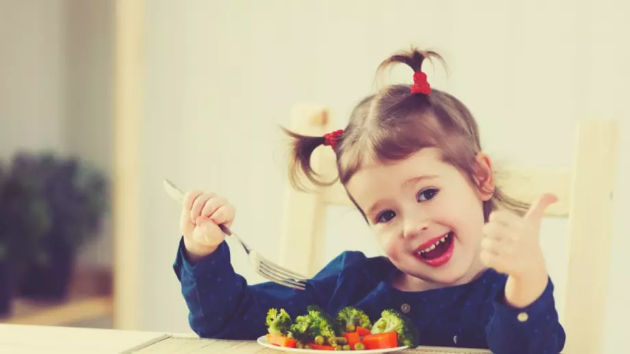 Не давайте тези  храни за детето си, ако искате да е здраво!