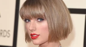Тейлър Суифт е фаворит за наградите Грами 2021 г.