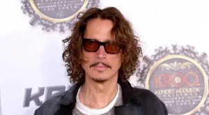  Почина Крис Корнел