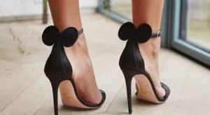 Ще се влюбите в тези обувки-Мини Маус