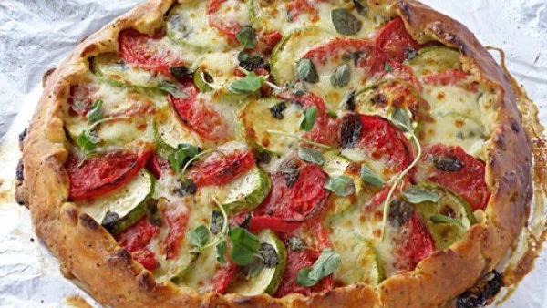 Галет с тиквички, домати и Моцарела