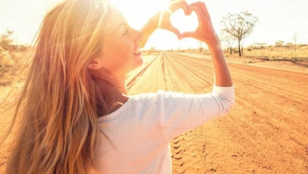 Нова ТАБЛИЦА за любовта съвместимост на ЗОДИИТЕ