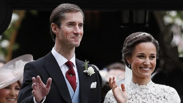 Пипа Мидълтън на меден месец на острова на Брандо