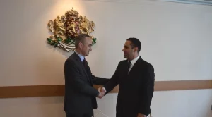 2017/05/23/0206527001495538240