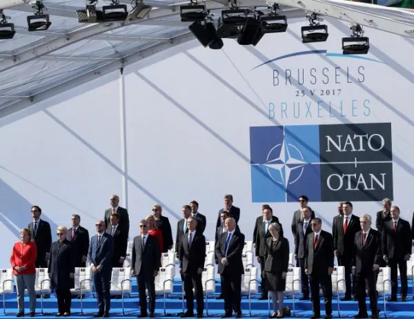 Русия смята, че Тръмп използва руската заплаха като средство за повече пари в НАТО