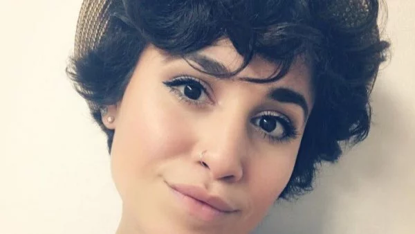 3 къси прически за дами с къдрави коси