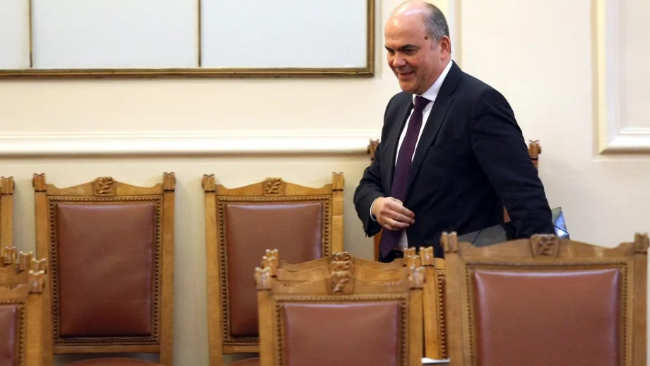 Пълнолетните хора с увреждания ще бъдат подпомагани по нов модел