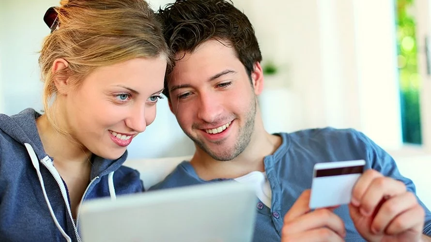 Защо да изберем кредити онлайн от MicroCredit?