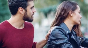 Някои хора трябва да бъдат обичани от дистанция