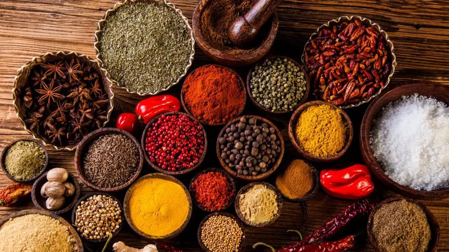 Всички ползвате тази подправка, а тя крие опасности за здравето 