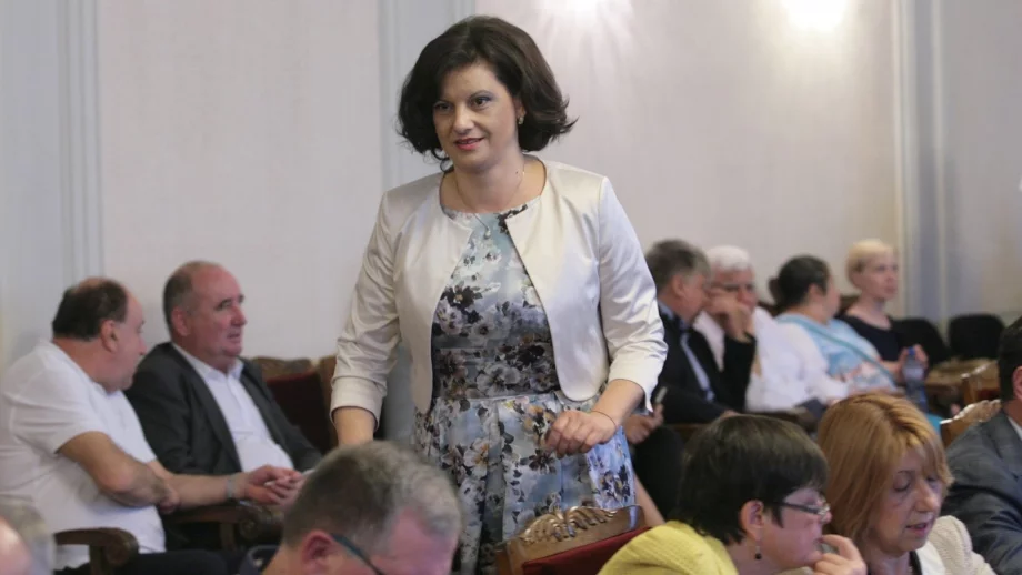 Дариткова: Не са ми предлагали министерски пост