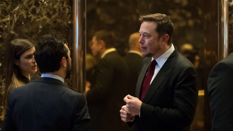 Мъск предложи помощ за спасяването на тайландчетата, блокирани в пещера