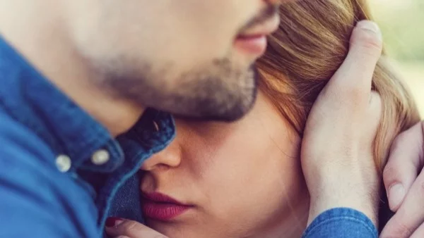 Когато сексът е кофти, се хващаме за любовта