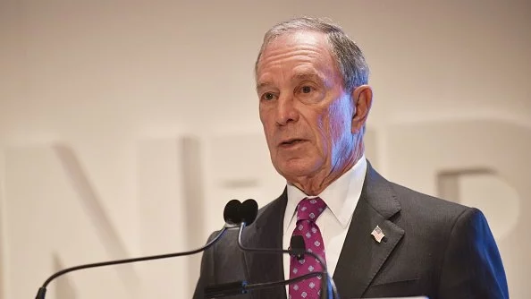 Майкъл Блумбърг дарява 15 млн. долара за борбата с климатичните промени