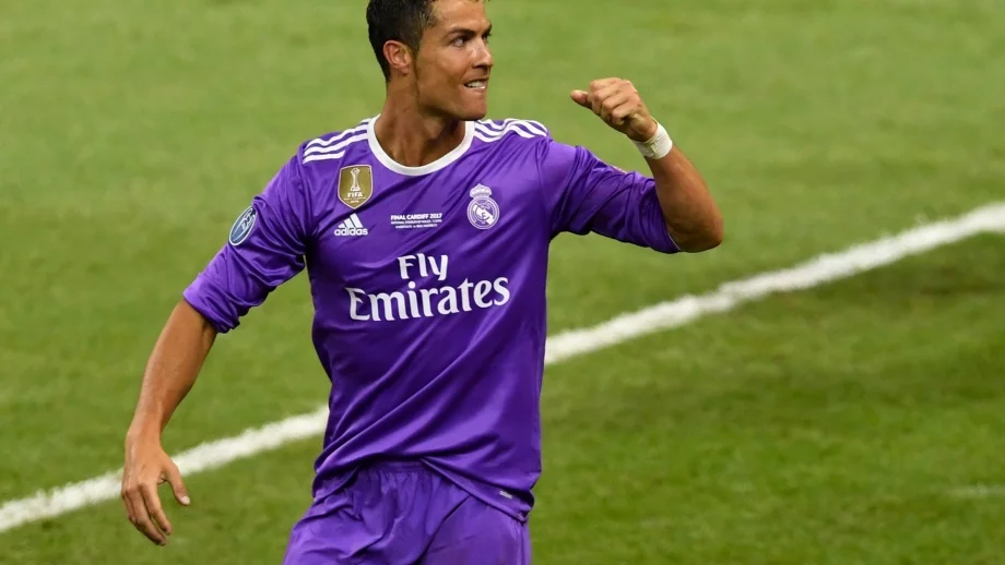 Кристиано Роналдо отново е най-добре платеният спортист в света