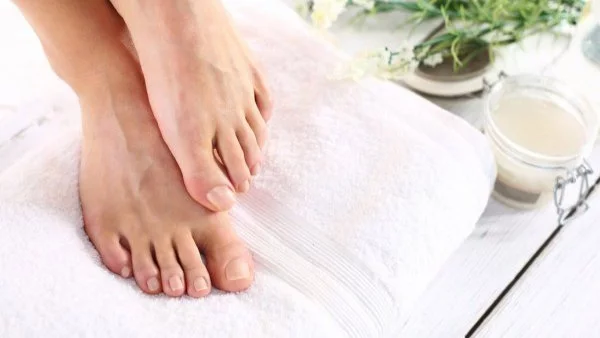 Съвети за меки крачета през лятото