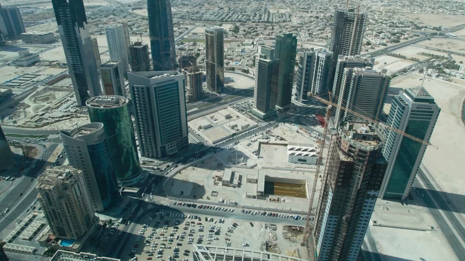 Катар влива милиарди в германската икономика 