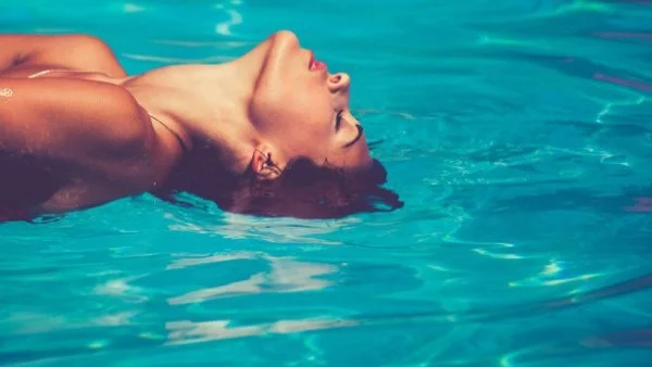 6-те неща, които всеки мъж вижда ПЪРВО в една жена