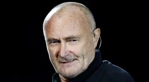 Фил Колинс в болница след лошо падане