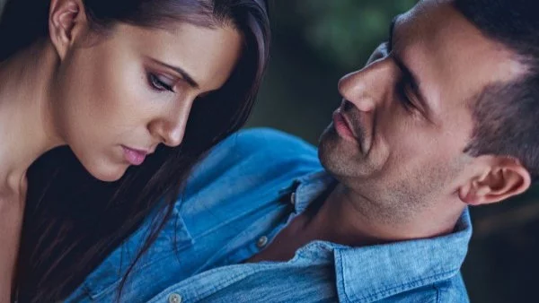 Защо привличаме винаги погрешния мъж според зодията