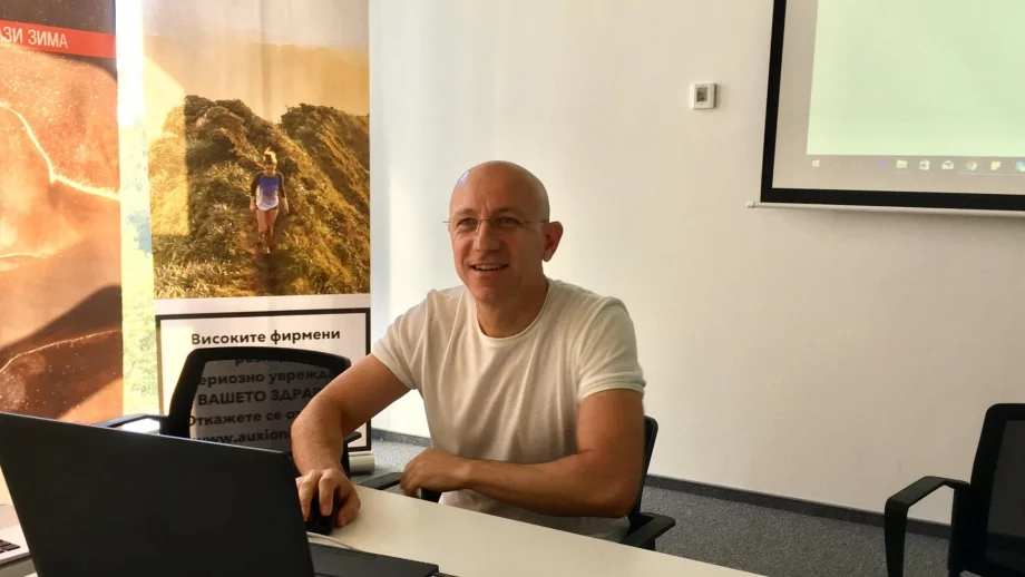 Бизнесменът Ивайло Пенчев: Заслужих си подигравки след репликата за заплатите от 700 - 800 лв.