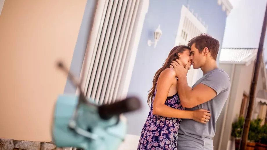 Нещата, които мъжете мразят, но правят заради половинките си      