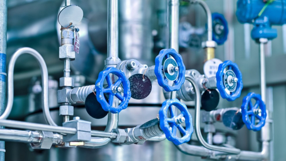 Европа рискува да остане без газ през следващите два месеца