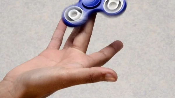 Спинър манията завладя и кулинарията (видео)