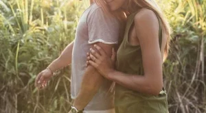 Мъжът на живота ти е този, който е съумял да залепи сърцето ти 