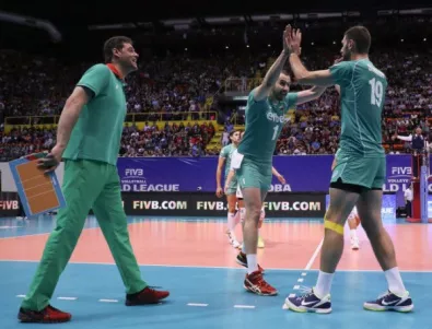 България стартира с тежка загуба на Европейското по волейбол