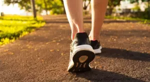 Ето какво ще се случи, ако ходите пеш по 30 минути на ден