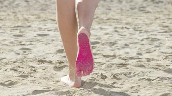 Залепващи се подметки за морето 