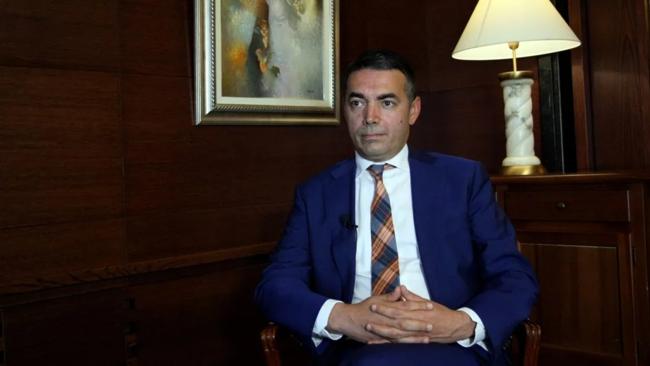 Македонският външен министър: И след смяната на името оставаме същите като идентичност