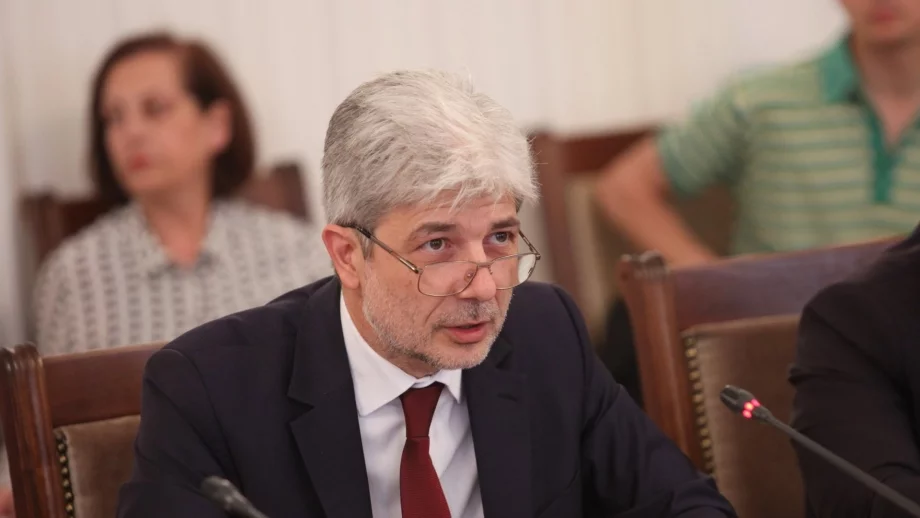 Димов: Не ми е работа да знам кой е собственик на "Юлен"