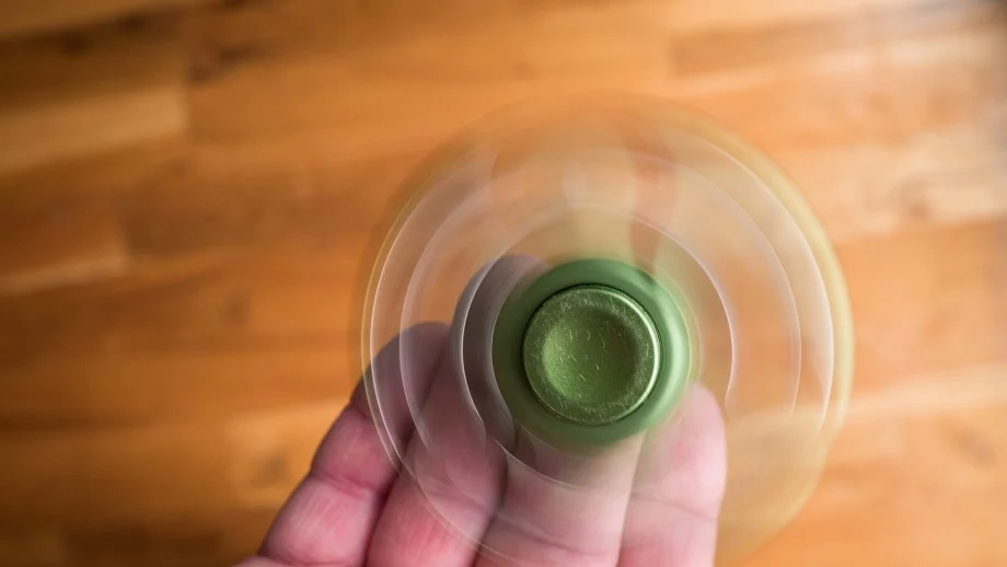 60% от спинърите са опасни, спират от продажба 97 вида