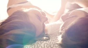 Всичко ще бъде наред, щом се будя до теб   