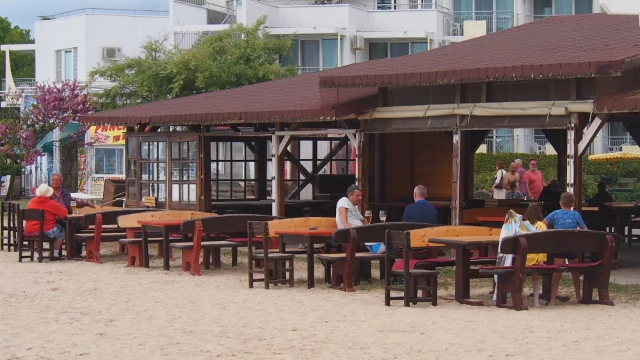 Няма съществени нарушения в заведенията и хотелите, твърди КЗП