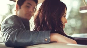 Aко те кара да правиш тези 5 неща, скъсай с него