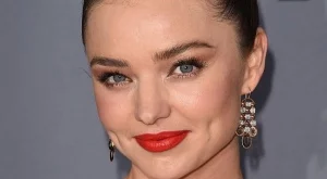 Миранда Кер върна бижута, свързани с пране на пари