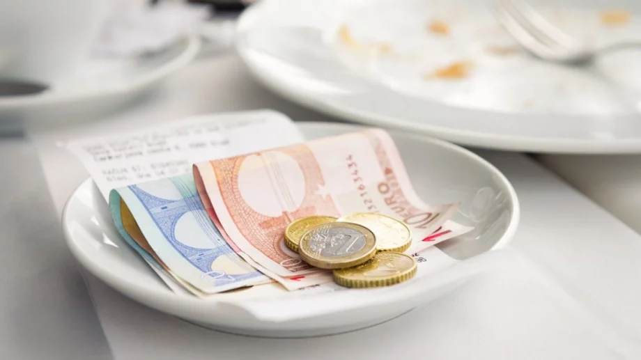 Къде по света оставянето на бакшиш се счита за обида?