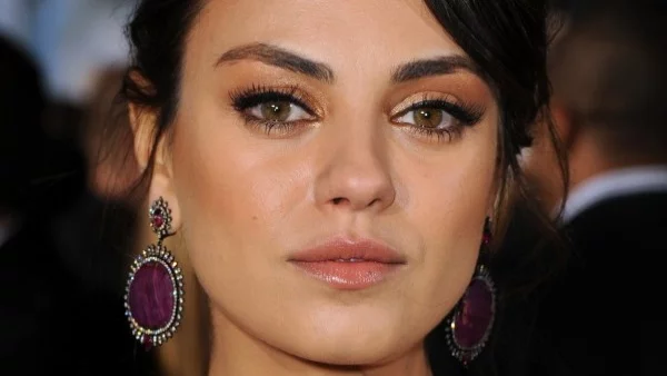 Унизиха Мила Кунис в родината й Украйна