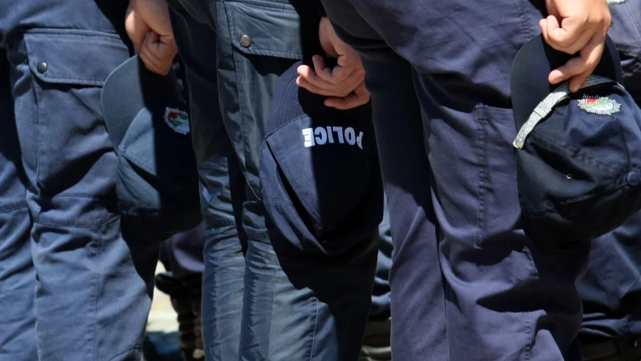 Полиция влезе във фирма, която е част от консорциума "Трейс-Своге"