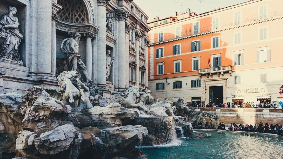 Рим забранява пиенето на обществени места 