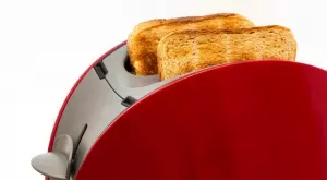 Добрите домакини знаят как се чисти тостер правилно, ето начина