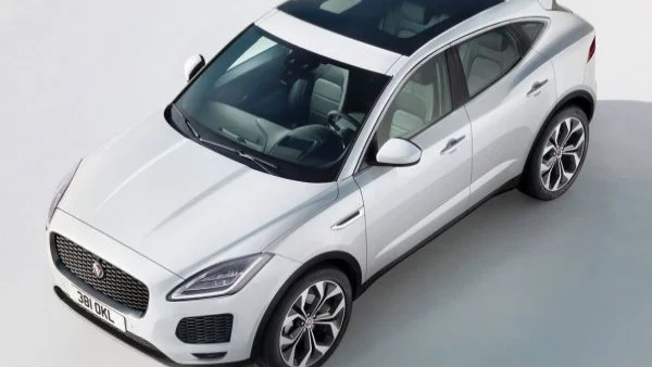 Малкият SUV на Jaguar излезе на сцената